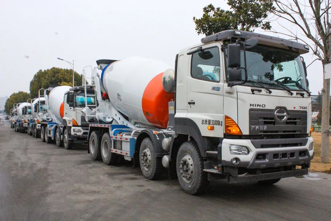 草長鶯飛二月天，凌宇攪拌赴前線！