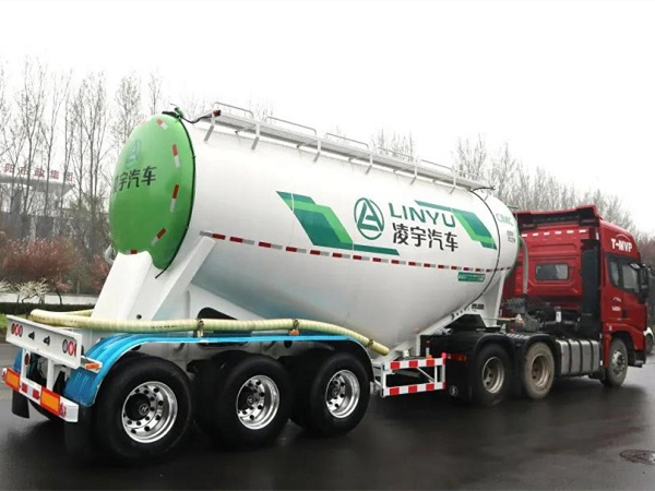 選粉罐車認(rèn)準(zhǔn)“小白罐”，理由超簡單