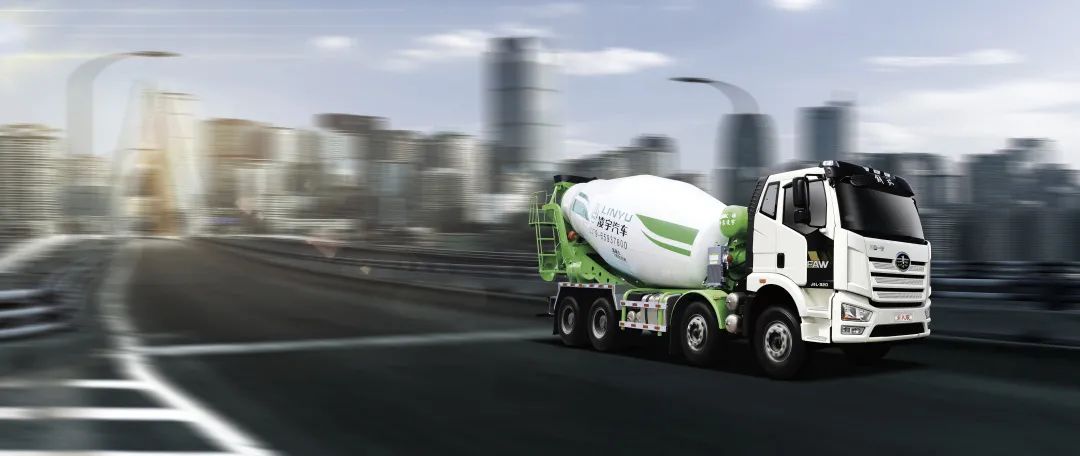 走南闖北，TA依舊一往無前，詮釋自信人生